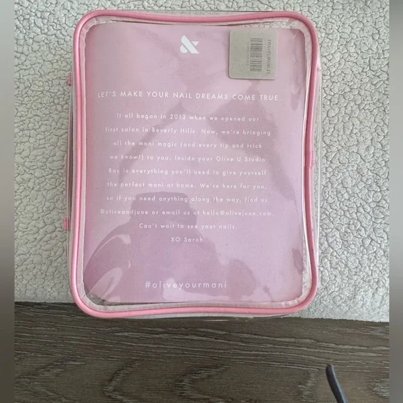 NEW Olive & June Studio Box Manicure Set - Picture 3 of 8